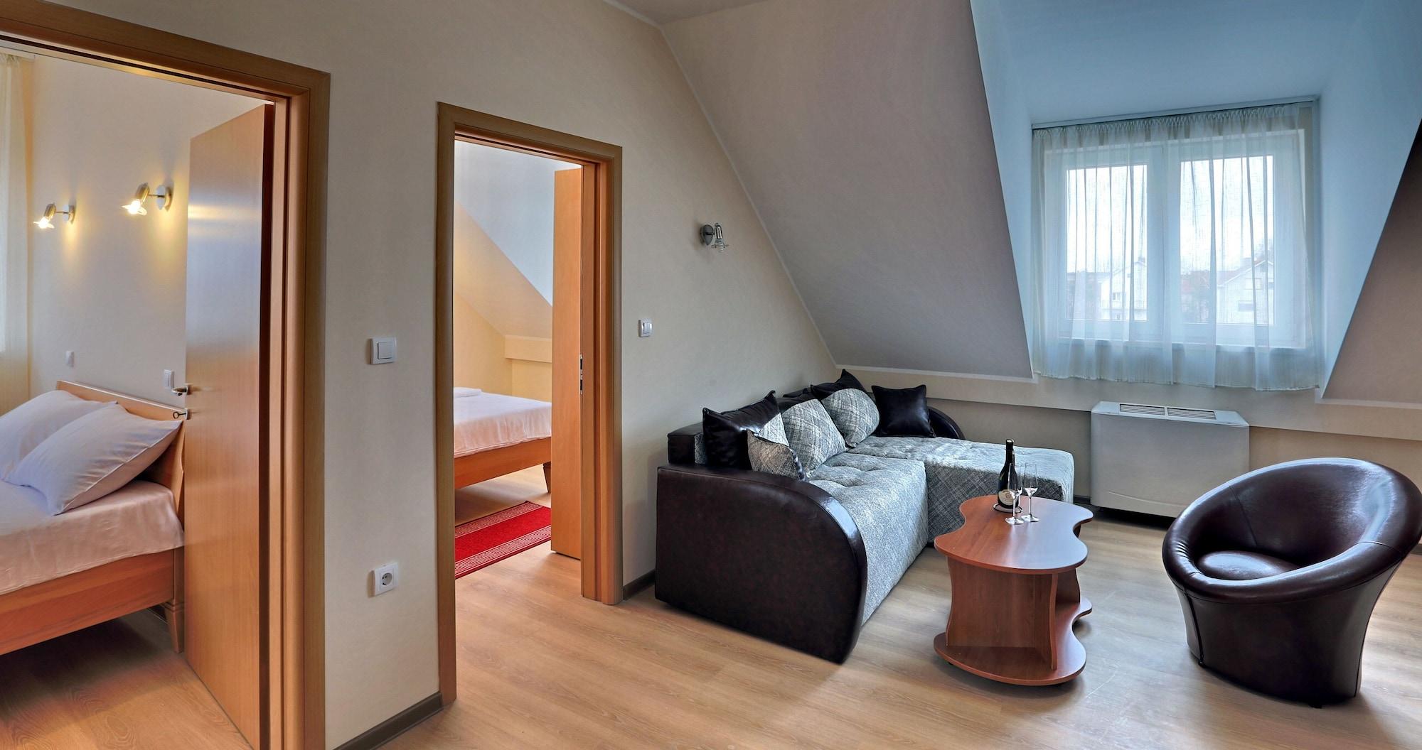 Hotel Novella Uno Novi Banovci Екстериор снимка