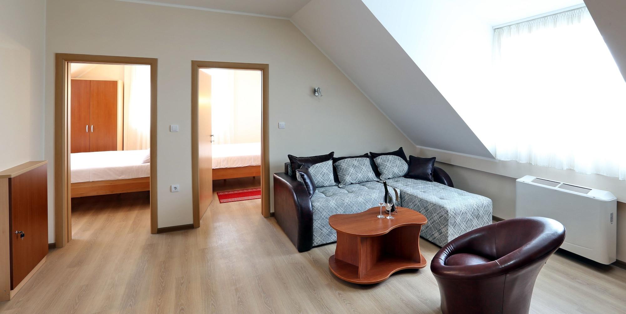 Hotel Novella Uno Novi Banovci Екстериор снимка